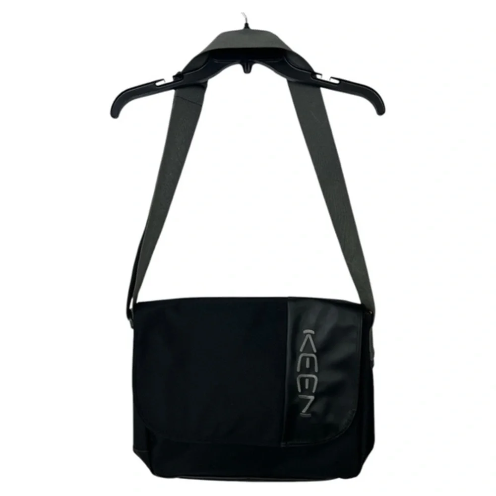 KEEN NWT MORTON MESSENGER BAG HYBRID LIFE U-BLACK